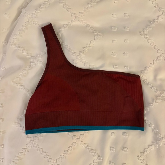 Outdoor Voices Burgundy One-Shoulder Bra - Picture 2 of 2